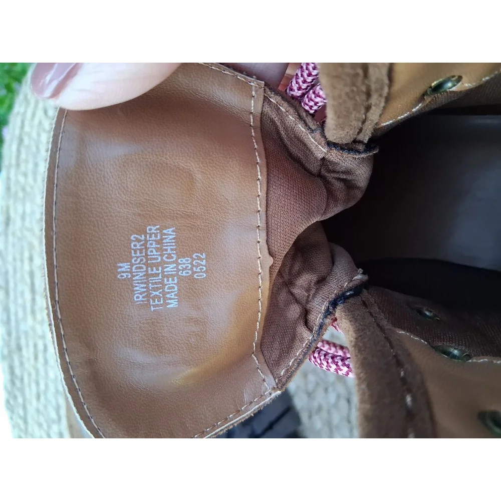 Indigo Rd Lug Sole Hiker Boots Size 9 Brown Suede Chunky Combat Boot Boho Chic